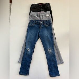 Children’s Place Girl’s Bundle of 3 Skinny Distressed Jeans | Size 6x/7